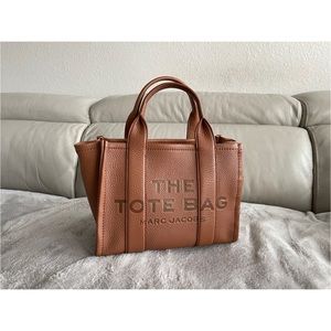 Marc Jacobs The Leather Mini Tote Bag in Argan Oil